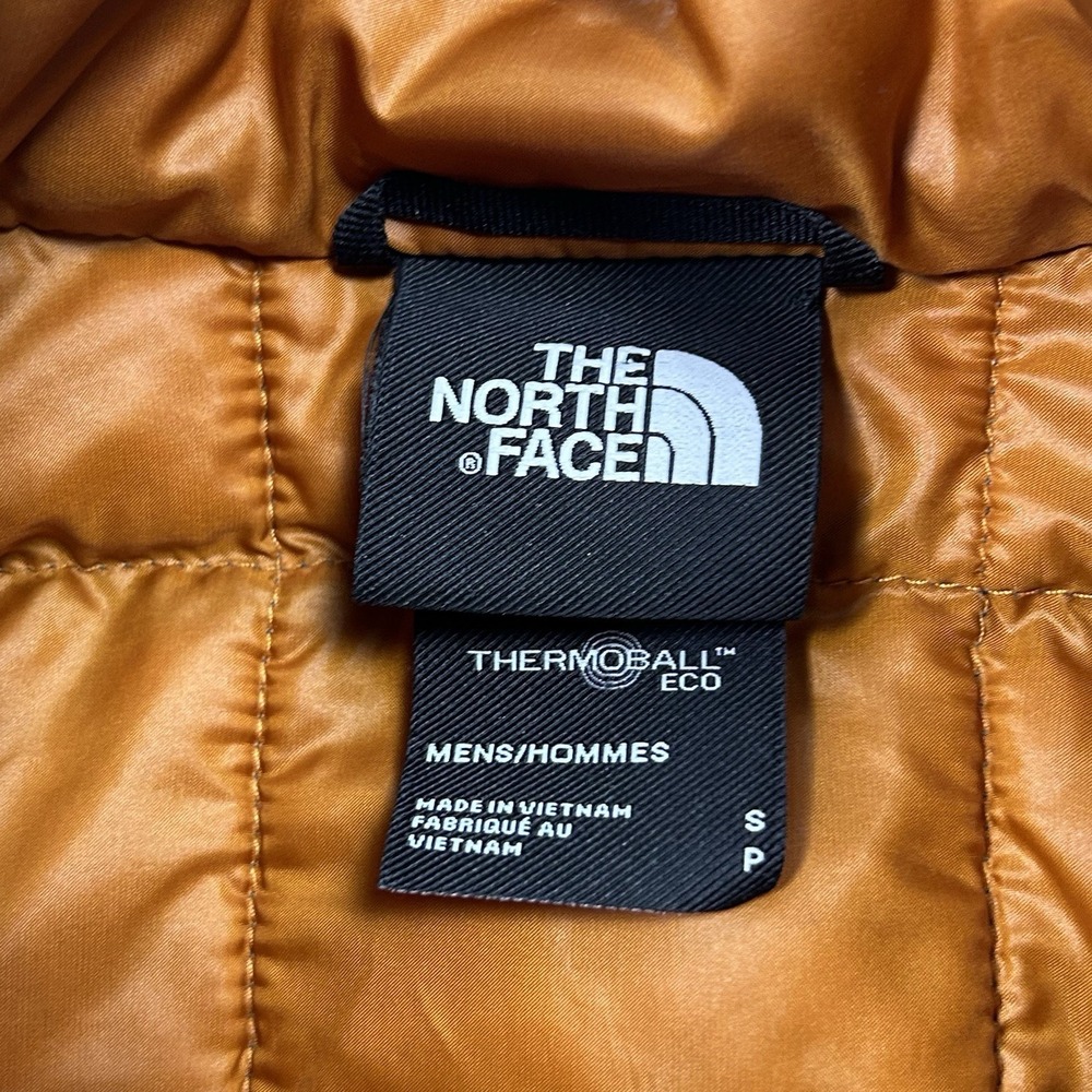 The North Face Thermoball Puffer Jacket Mens Small Coat Gorpcore Insulated Zip - Picture 8 of 9